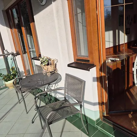 Apartment Plazza Royal - Rent Or Buy