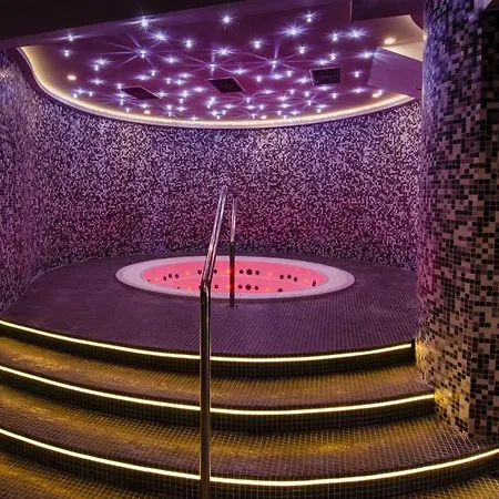 Apartment Plazza Royal - Rent Or Buy *
